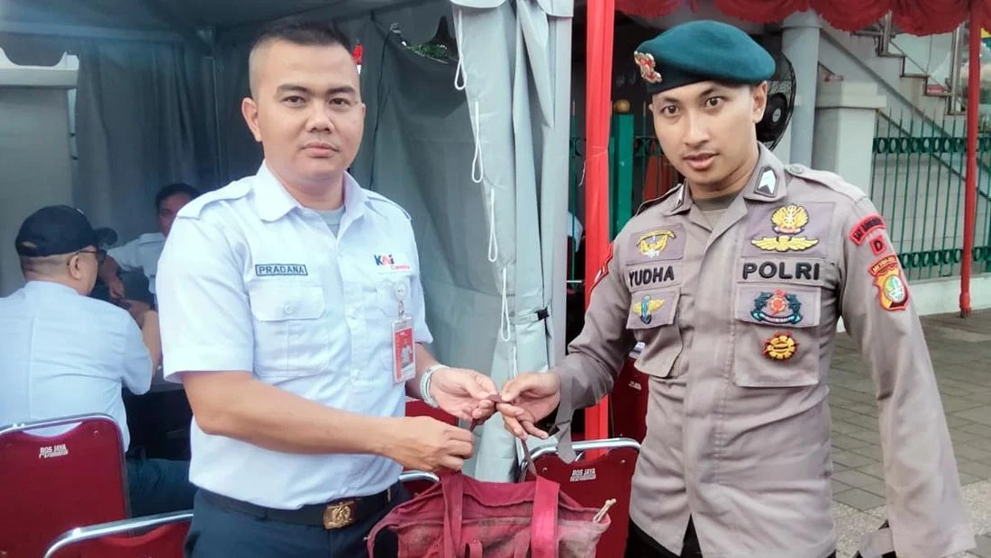 Barang Tertinggal di Kereta Kecelakaan Bekasi Timur Diamankan KAI Commuter