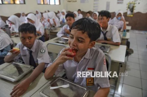Evaluasi Program Makan Bergizi Gratis, Fokus Perbaikan Manajemen Penting