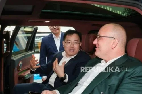 GAC International Segera Luncurkan MPV Premium E9 PHEV di Indonesia