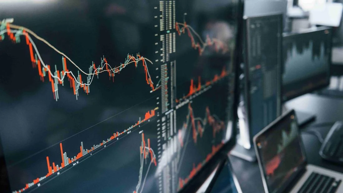 IHSG Menguat, Saham TLKM & APIC Naik, BMRI Bagi Dividen Jumbo
