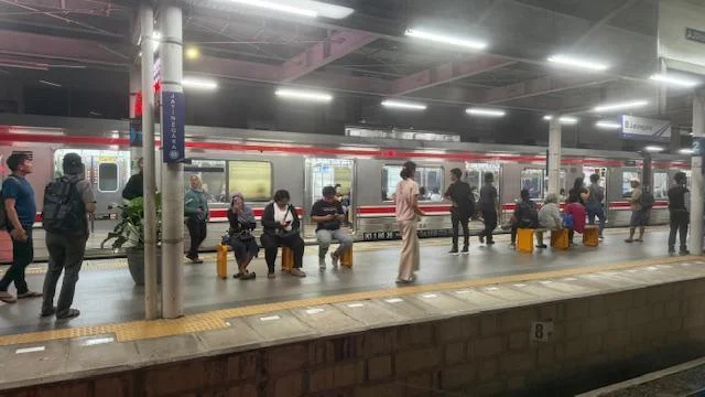 Insiden Operasional di Stasiun Bekasi Timur, KAI Fokus Evakuasi Korban