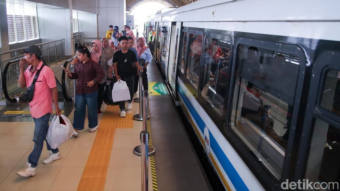 LRT Palembang Jadi Primadona Transportasi Warga yang Murah dan Nyaman