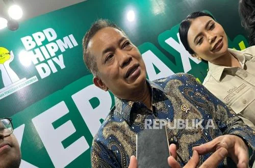 Menkop Ferry Juliantono Dorong Koperasi Merah Putih NTT Jadi Mandiri
