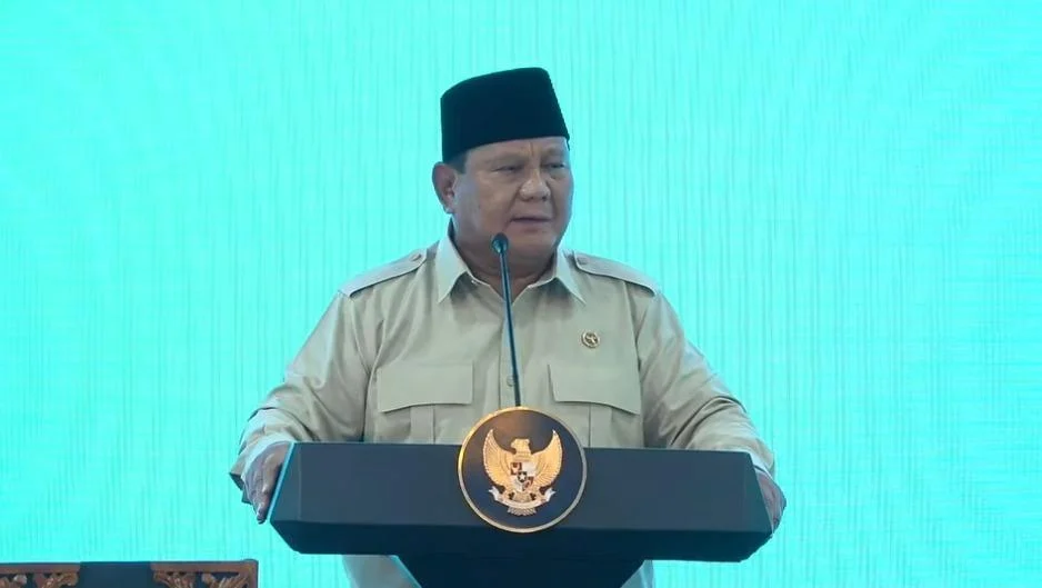 Prabowo Perintahkan Bahlil Cari Sumber Nafta Baru untuk Tekan Harga Plastik