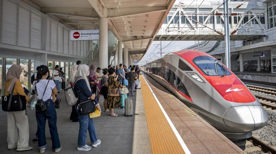 AHY Pimpin Komite Kereta Cepat Jakarta-Bandung Gantikan Luhut
