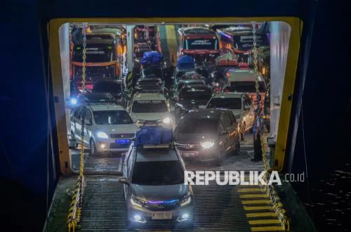 Angkutan Lebaran 2026 Tertib, Menhub Apresiasi Layanan Penyeberangan