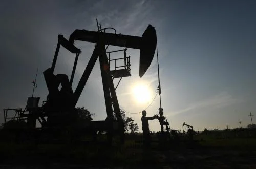 Blok Ganal: Peluang Migas Nasional, Tantangan Finansial Daerah