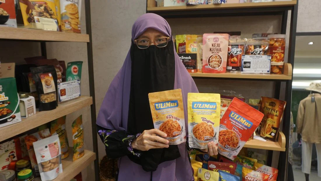 Dari Rumah ke Pasar Global: Kisah Sukses Bawang Goreng UliMus