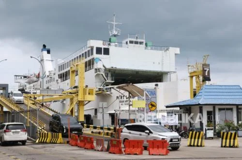 Ferry Jadi Pilihan Utama Mudik Long Weekend, ASDP Catat Lonjakan Penumpang