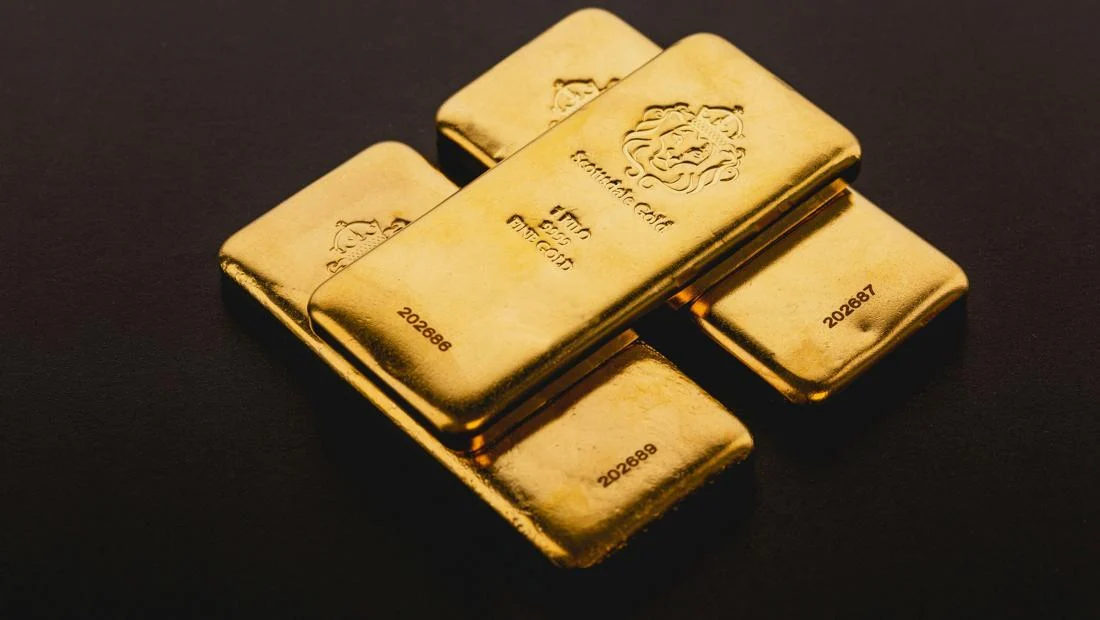 Harga Emas Anjlok, Deflasi 3,76% di April 2026
