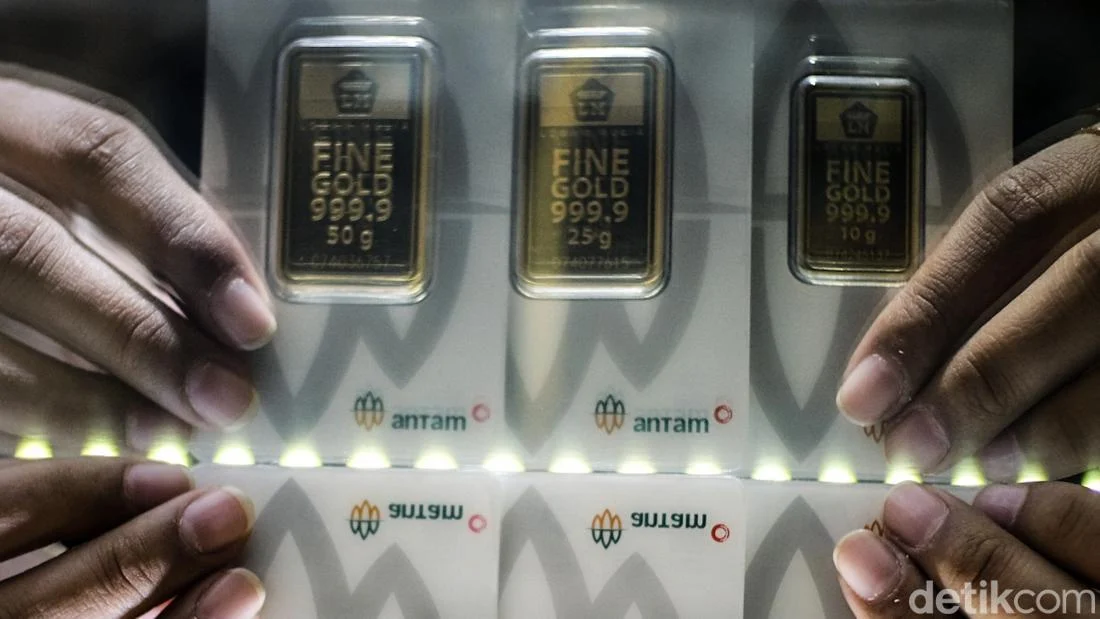 Harga Emas Antam Turun Lagi, Cek Rincian Hari Ini