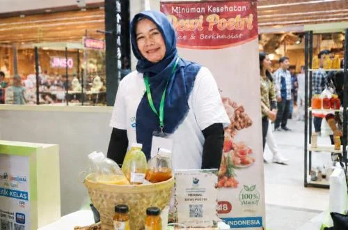 Herbal Drink Putri Berkembang Pesat Berkat Mekaarpreneur