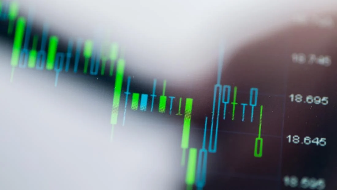 IHSG Hijau, Emiten Teken Akuisisi & Proyek Baru