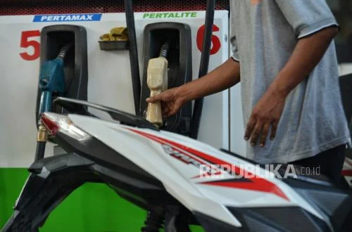 Indonesia Wajibkan Bensin E5 Mulai Juli 2026 di Sejumlah Lokasi