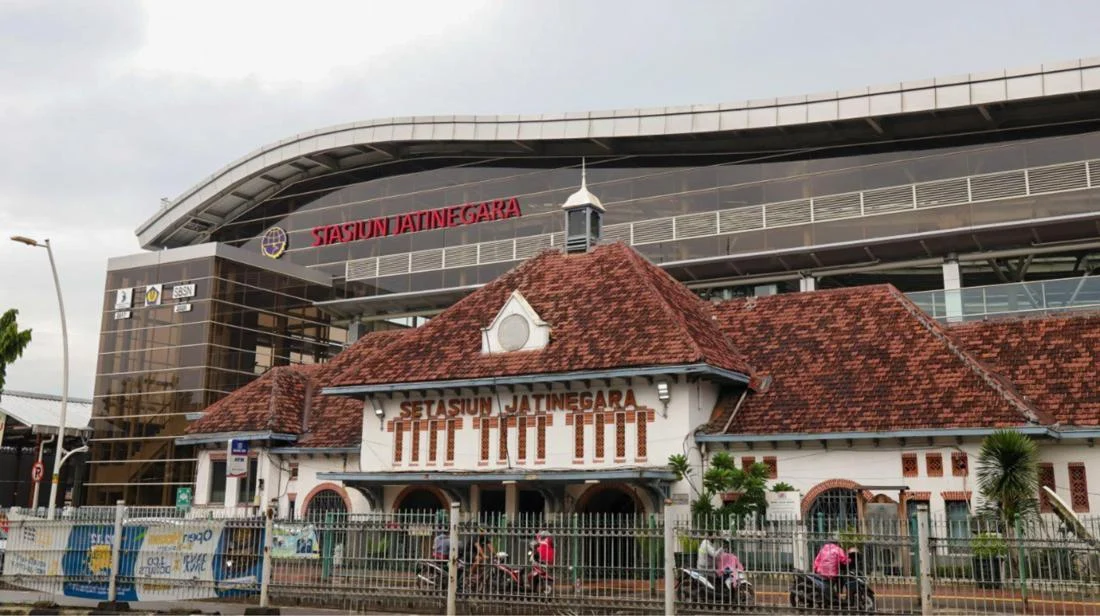 KAI Daop 1 Jakarta Tambah Stasiun Jatinegara untuk Kelancaran Perjalanan KA