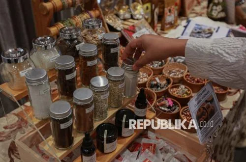 Kredit UMKM 2026 Tumbuh Terbatas, OJK Optimis Akhir Tahun