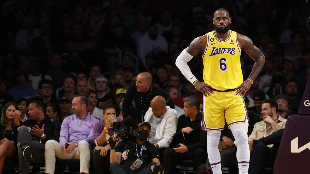 Lakers PHK Karyawan Bisnis Pasca Akuisisi Miliaran Dolar