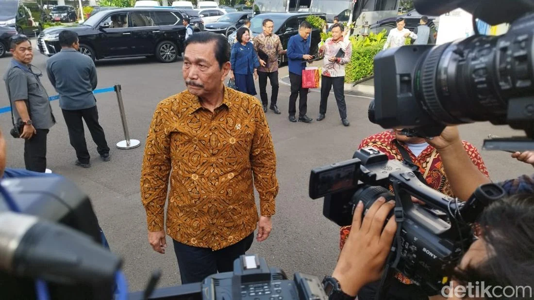 Luhut: Reformasi Berani Kunci Hadapi Tekanan Pasar Keuangan
