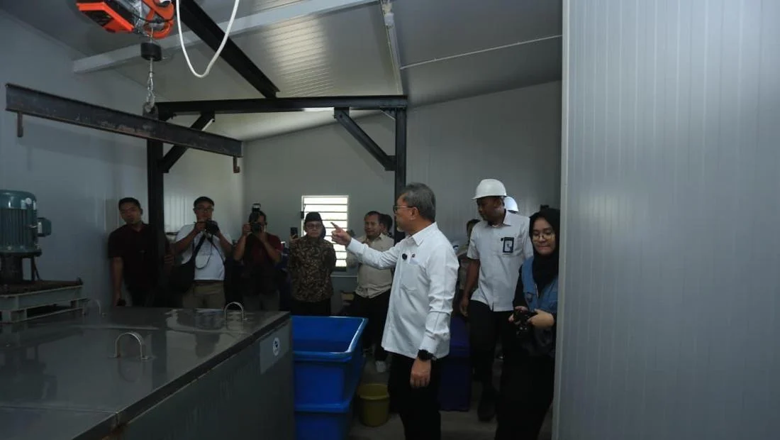 Menko Pangan Tinjau Kampung Nelayan, Janjikan Kesejahteraan