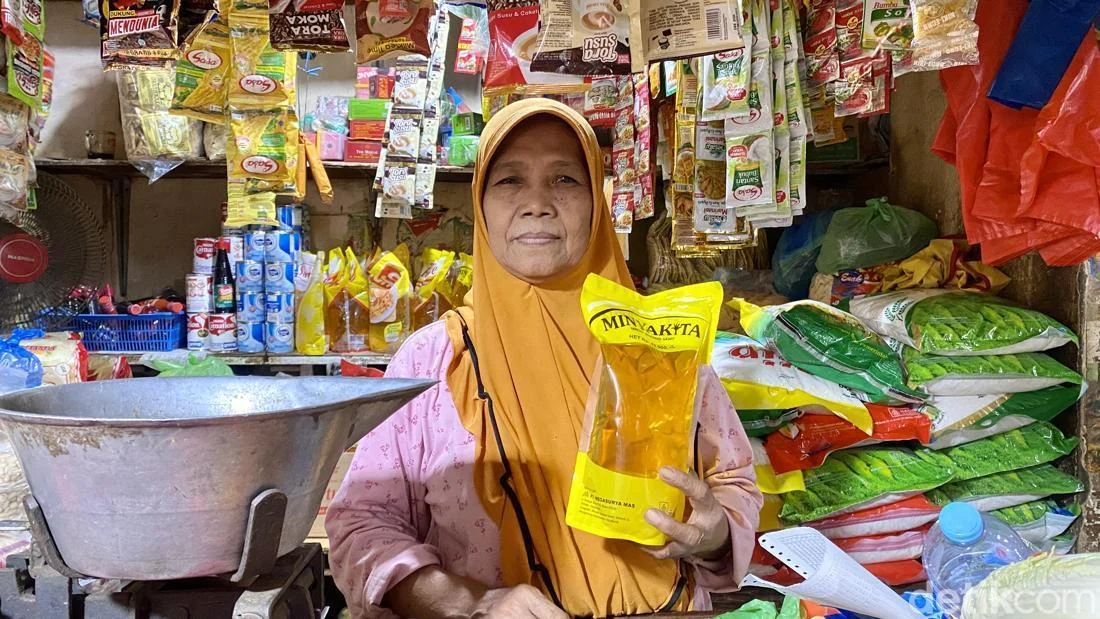 Minyakita Langka & Mahal, HET Diabaikan Pedagang
