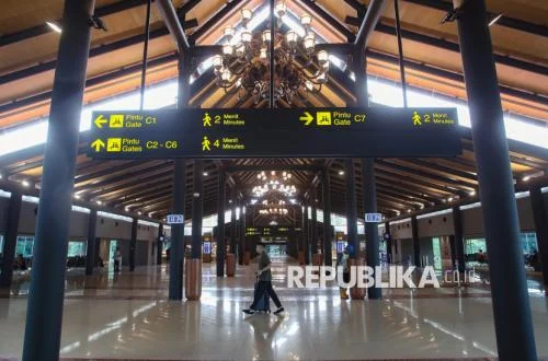 Pasar Penumpang Pesawat Domestik Anjlok, Ini Penyebabnya