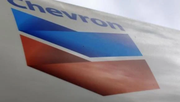 Perang Iran-AS Hantam Laba Migas Raksasa: Exxon & Chevron Anjlok