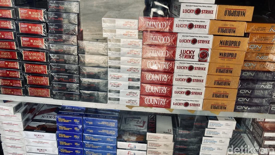 Petugas Bea Cukai Viral Klarifikasi Razia Rokok Ilegal di Tegal
