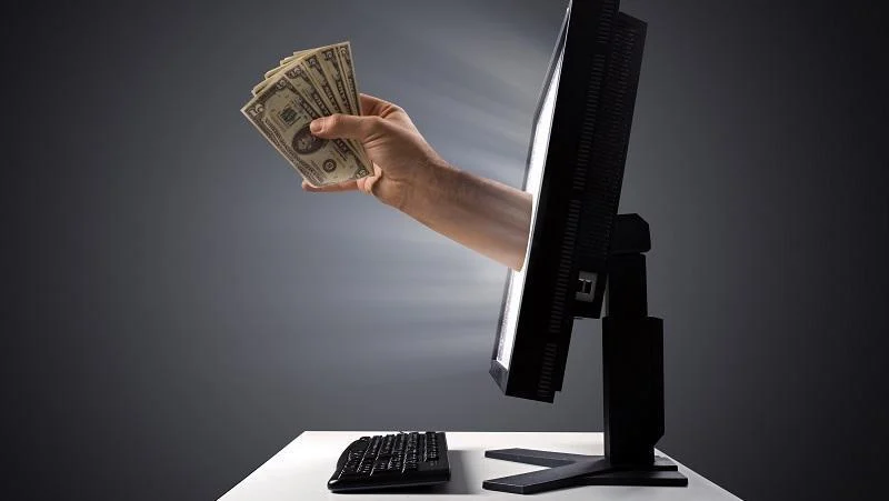 Pinjaman Online Mengancam Generasi Muda, OJK Perketat Aturan