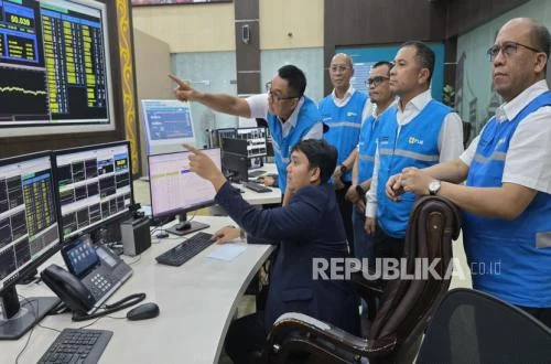 PLN Pulihkan Listrik Sumatra Pasca Gangguan: Pasokan Kembali Normal