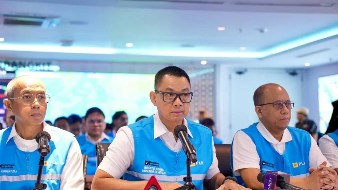 PLN Pulihkan Listrik Sumatra Pasca Gangguan Transmisi Jambi