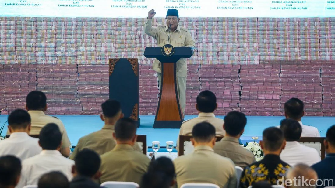 Prabowo Sindir Birokrat Nakal: Perizinan Rumit Demi Korupsi