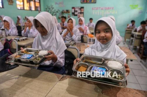 Program Pemerintah Dorong Ekonomi Tumbuh 5,61% di Awal 2026