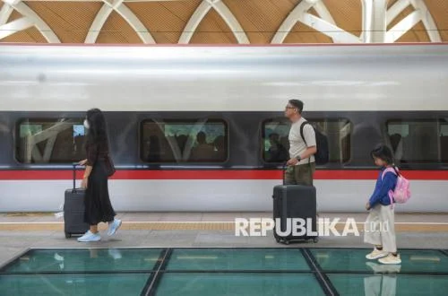 Restrukturisasi Kereta Cepat Whoosh Terkendala Administrasi