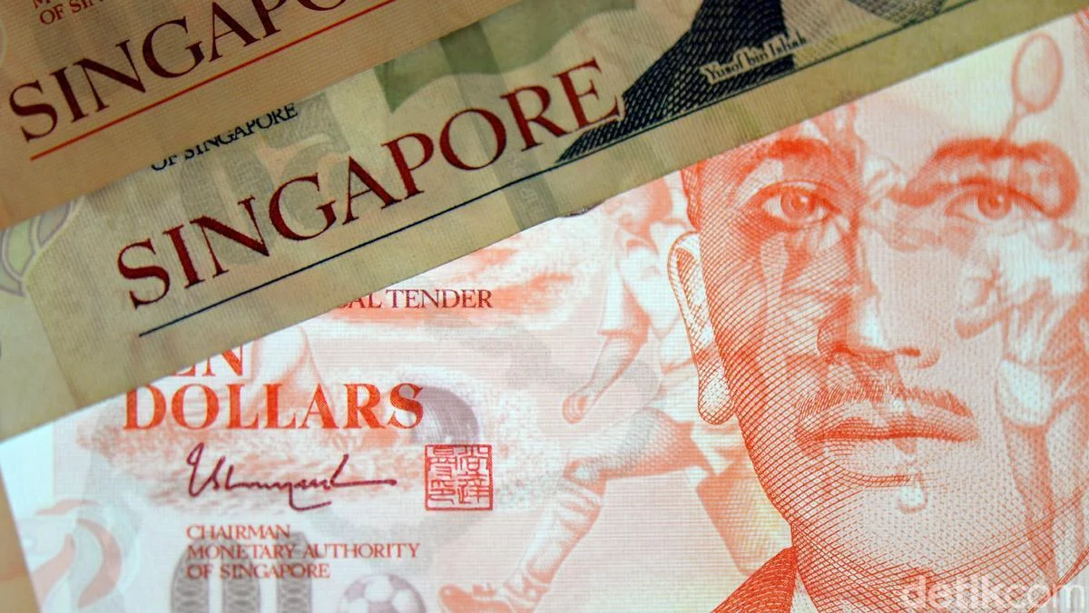 Rupiah Tertekan Dolar Singapura dan AS, Menjelang Akhir Mei