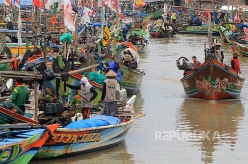 Solar Non-Subsidi Melonjak, Nelayan Indramayu Lumpuh