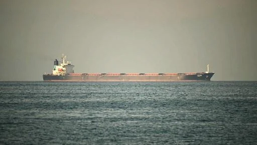 Tiga Kapal Tanker Super Lewati Selat Hormuz Bawa 6 Juta Barel Minyak