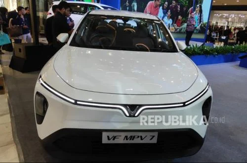VinFast VF MPV 7 Rakitan Lokal Meluncur di Jakarta