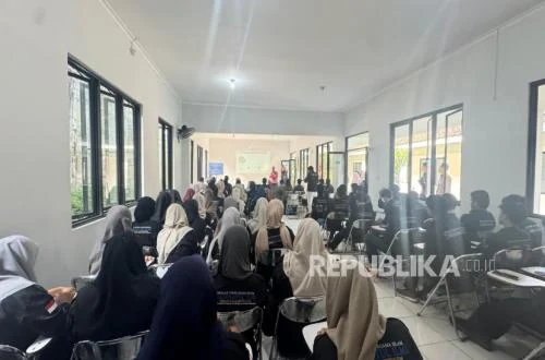 BRI Insurance Tingkatkan Literasi Asuransi & Pendidikan di Depok