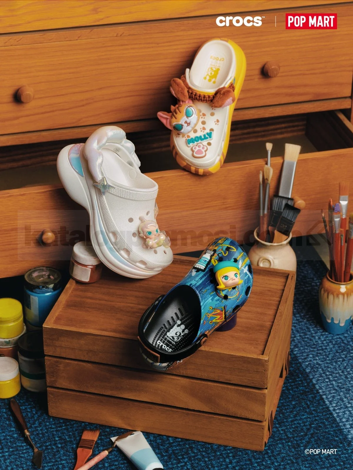 Crocs x Pop Mart Molly: Kolaborasi Spesial 20 Tahun MOLLY Tersedia!