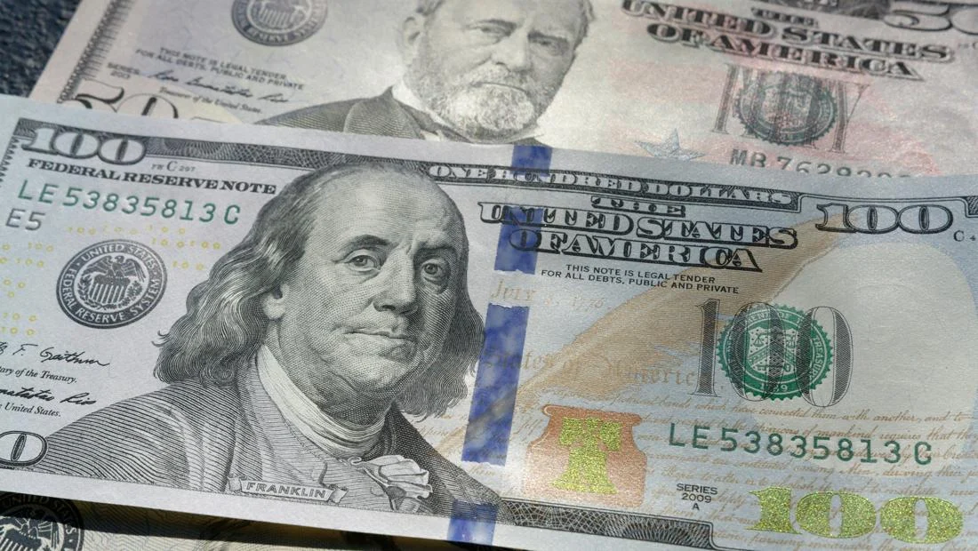 Dolar AS Menguat ke Rp 17.888, Rupiah Tertekan