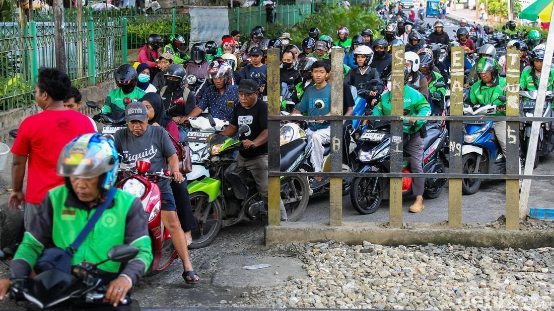 DPR Dorong Kemajuan Kereta Api: Data, Modernisasi, Sinergi
