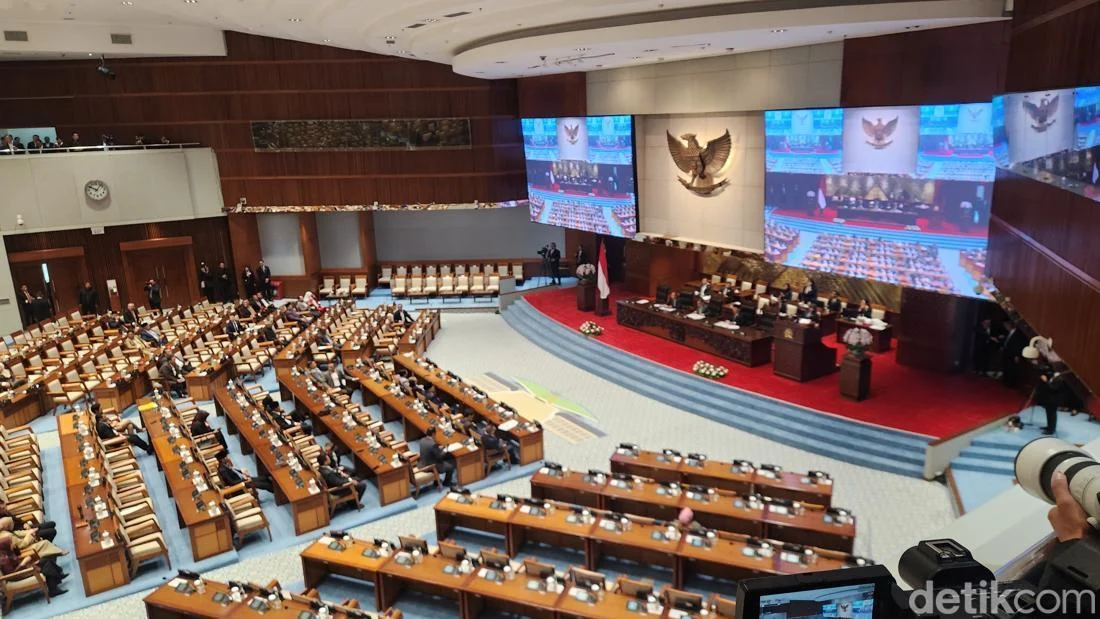DPR Sahkan RUU P2SK Jadi UU, Perkuat Sektor Keuangan
