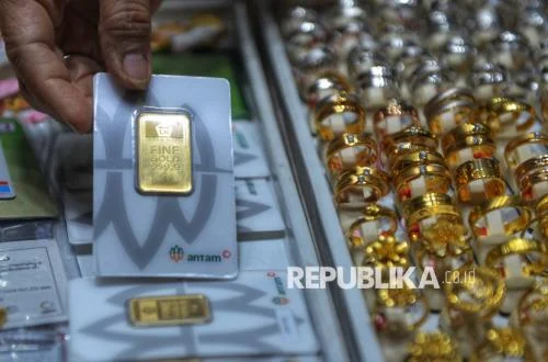 Harga Emas Antam Stabil, Pajak Pembelian Diperjelas
