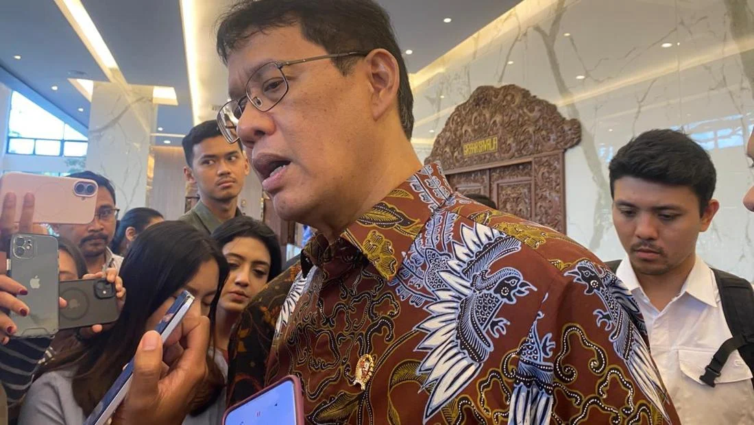 Rupiah Loyo Dekati Rp 18.000, Menkeu Ungkap Biang Keroknya